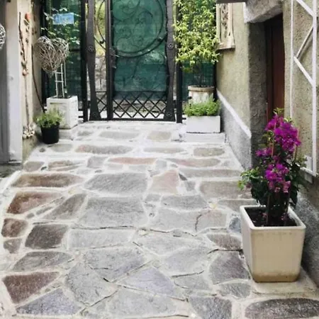 Casa Daniel , Lake * Como